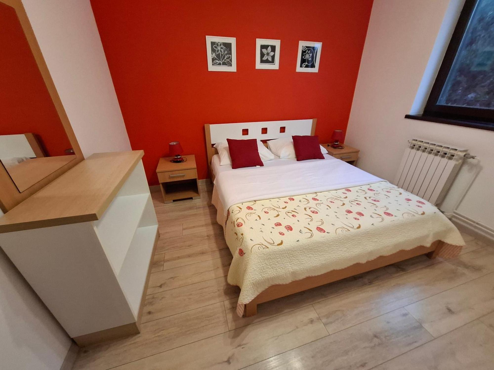 Apartments Suncica マリ・ロシニュ エクステリア 写真