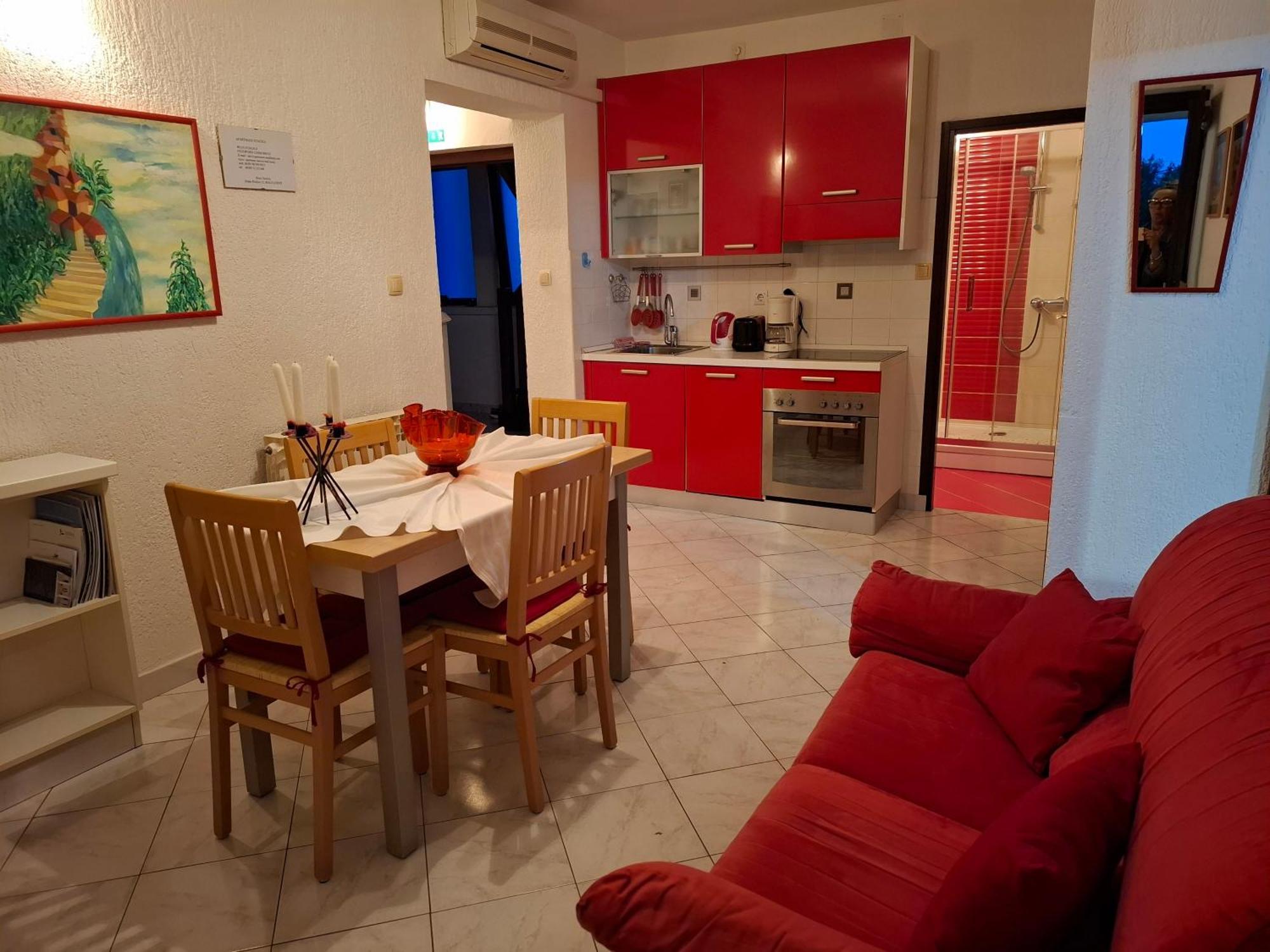Apartments Suncica マリ・ロシニュ エクステリア 写真